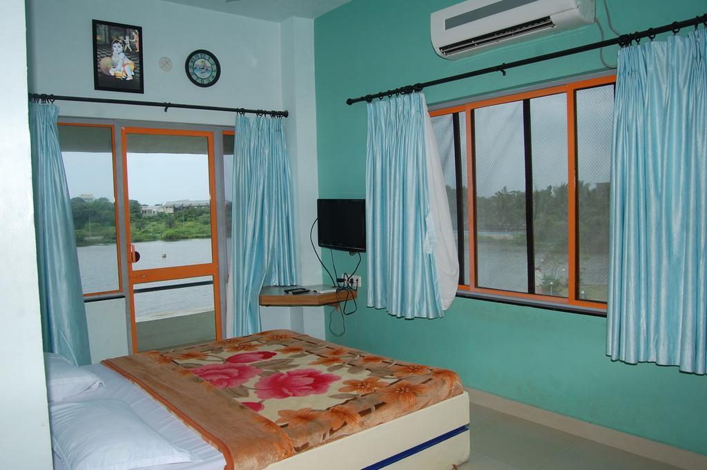 Krishna Park Resort Diu Zimmer foto